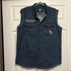 Harley-Davidson Mens sleeveless denim shirt size Large